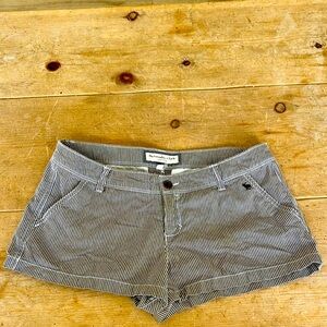 Abercrombie &Fitch striped brown striped shorts.